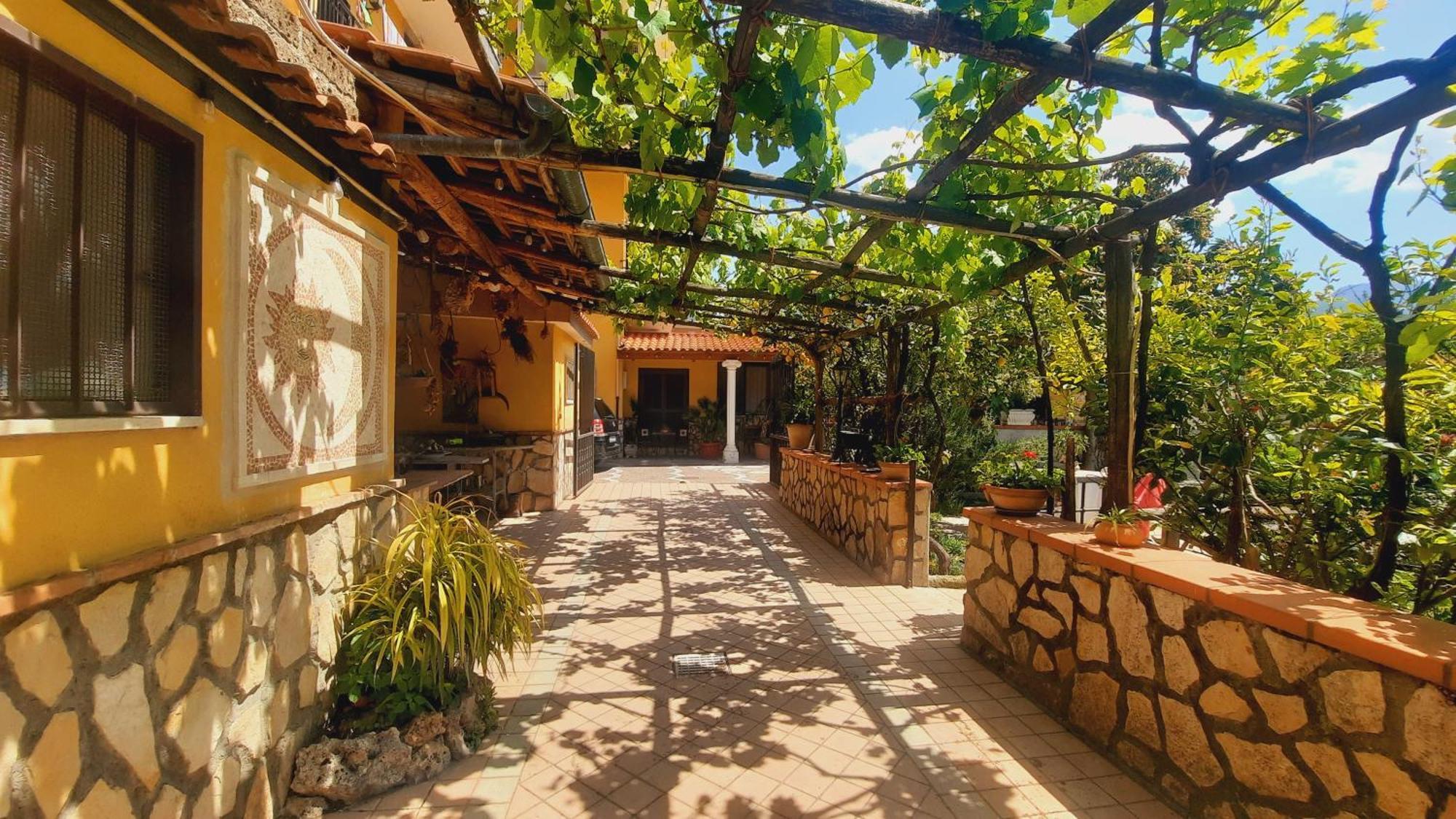 Buonocore Rooms Santa Maria La Carita Экстерьер фото